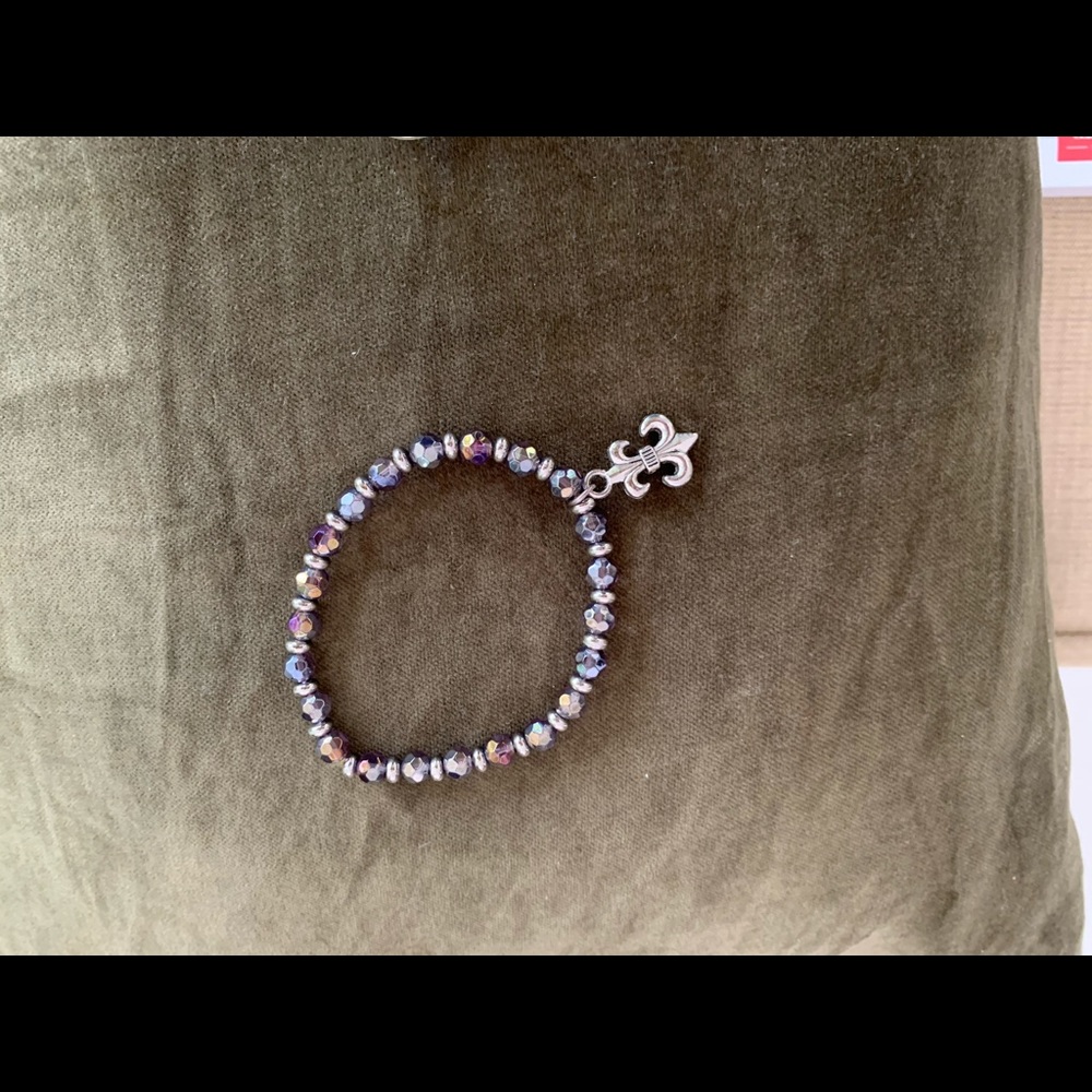 Three bracelet bundle. - Picture 4 of 5